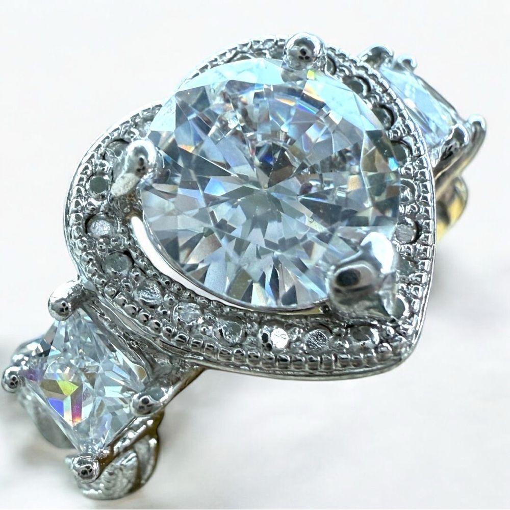 Heart Halo CZ Statement Ring Silver Tone Size 6.5 – Sparkling Bold Look